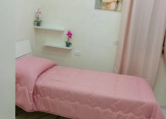 לינה וארוחת בוקר Catalea 3*